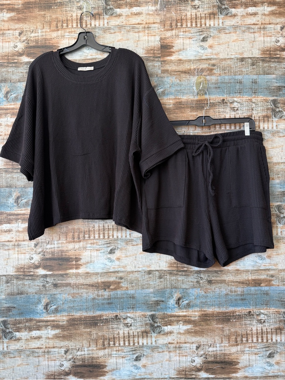 Zenana Black Ribbed Knit Lounge Shorts